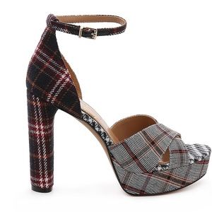Jessica Simpson Irbella Platform Sandal